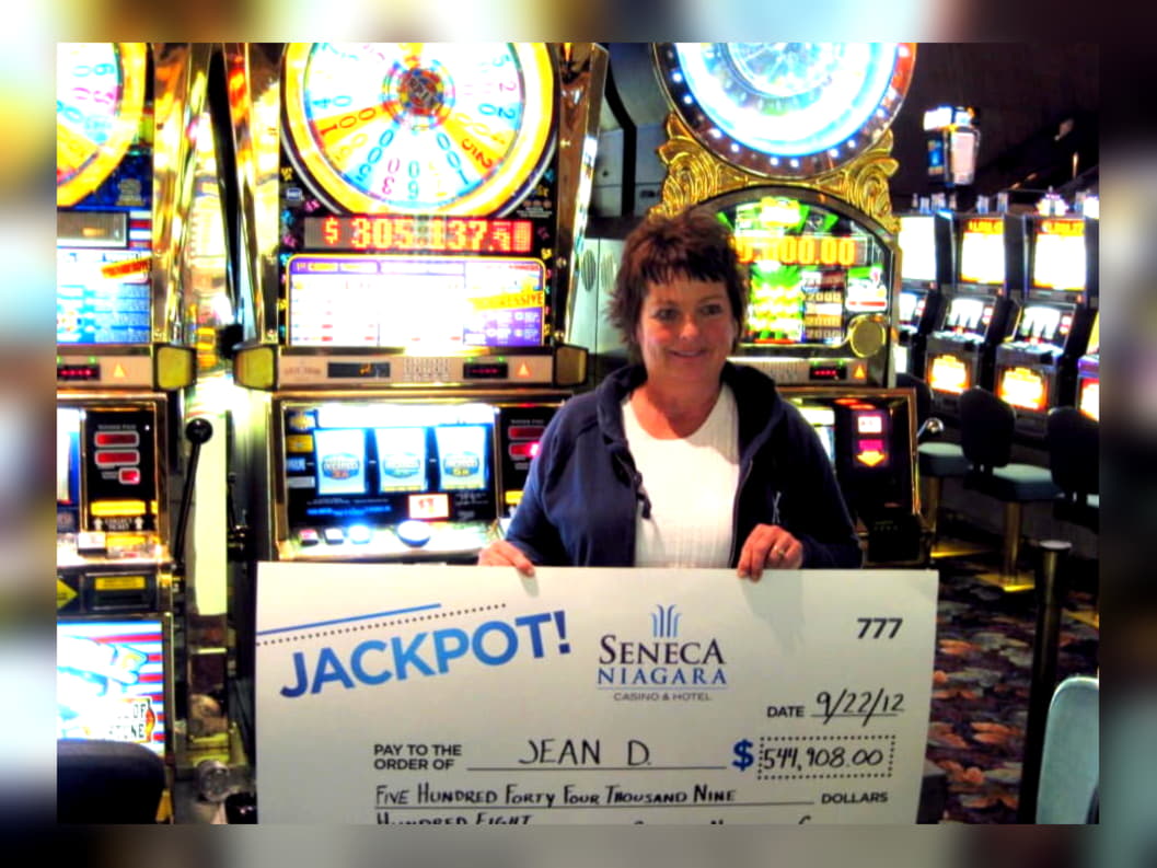 $640 טורניר קזינו בחינם בקזינו Vegas Hero